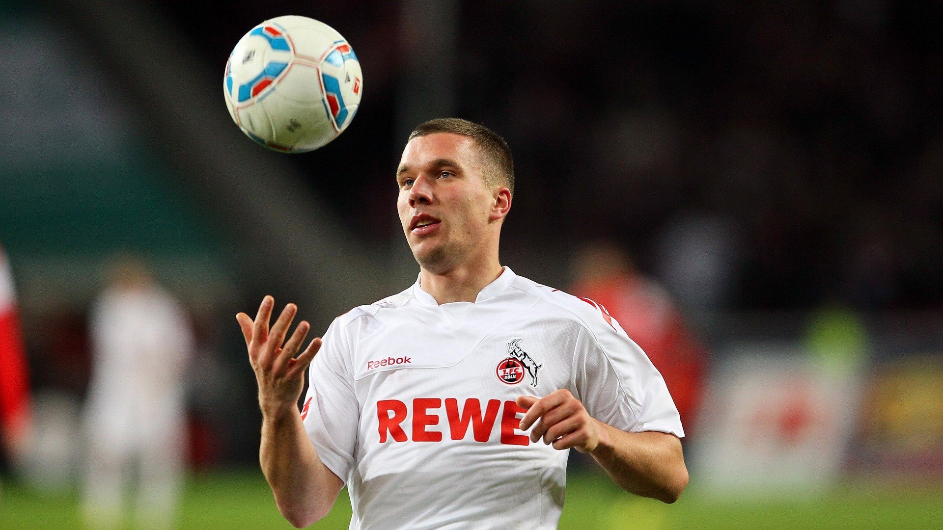 9游电竞资讯-德甲战术多变：策略巧妙，精彩纷呈！，德甲打法